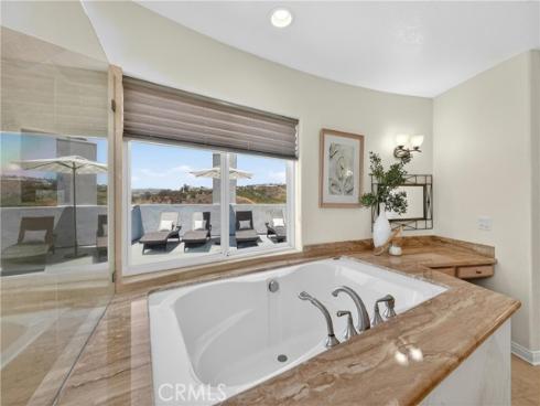 111 Revuelta Court, San Clemente, CA