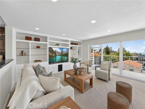 111 Revuelta Court, San Clemente, CA