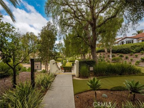 17  Corte Rivera  , San Clemente, CA