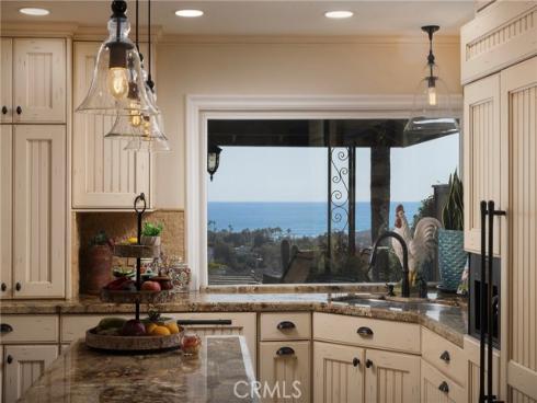 327 Calle Felicidad , San Clemente, CA