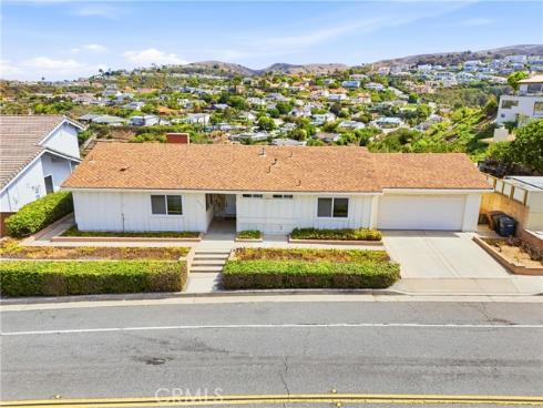 4110 Calle Bienvenido