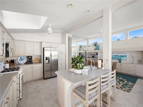 1880 N El Camino Real 16 , San Clemente, CA