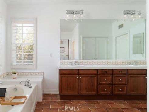 10  Via Zamora  , San Clemente, CA