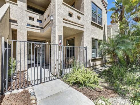 1042  Calle Del Cerro  203 , San Clemente, CA