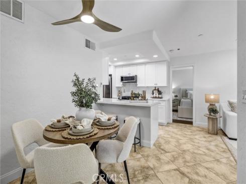 1042  Calle Del Cerro  203 , San Clemente, CA