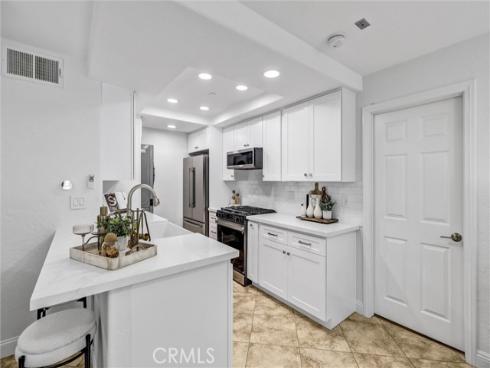 1042  Calle Del Cerro  203 , San Clemente, CA