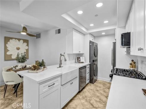1042  Calle Del Cerro  203 , San Clemente, CA
