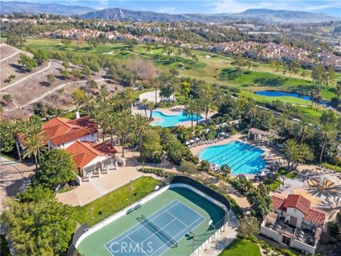 110  Plaza Via Sol  , San Clemente, CA