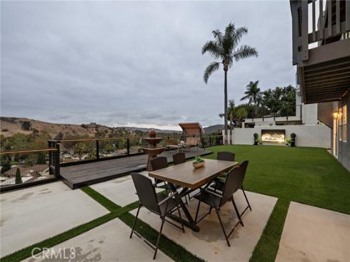 29252 Country Hills
