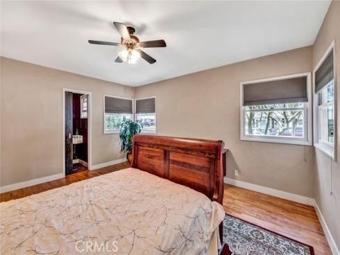 1135 W 10th Street, Santa Ana, CA