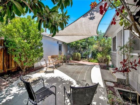 1135 W 10th Street, Santa Ana, CA