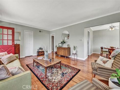 1135 W 10th Street, Santa Ana, CA