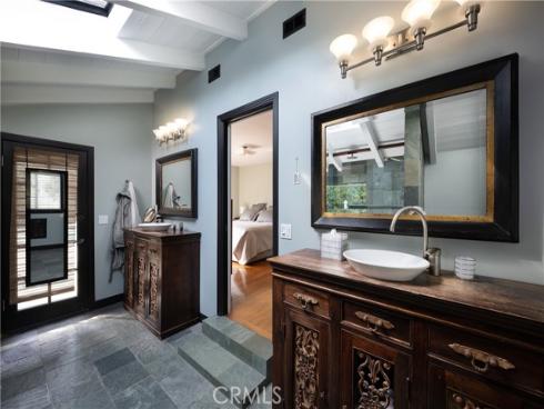 1222 W Sharon Road, Santa Ana, CA