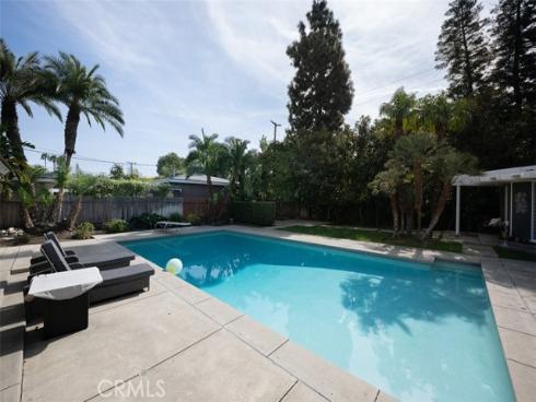 1222 W Sharon Road, Santa Ana, CA