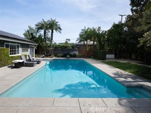 1222 W Sharon Road, Santa Ana, CA
