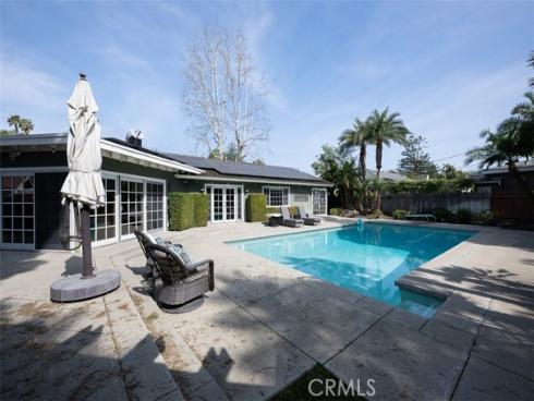 1222 W Sharon Road, Santa Ana, CA