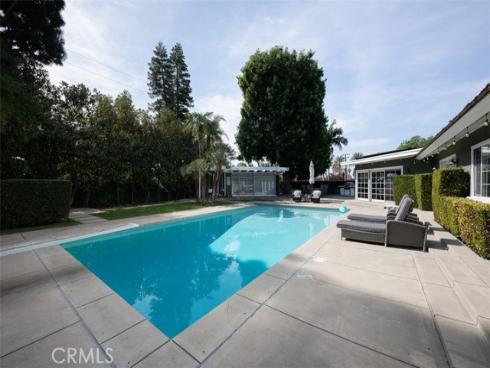 1222 W Sharon Road, Santa Ana, CA
