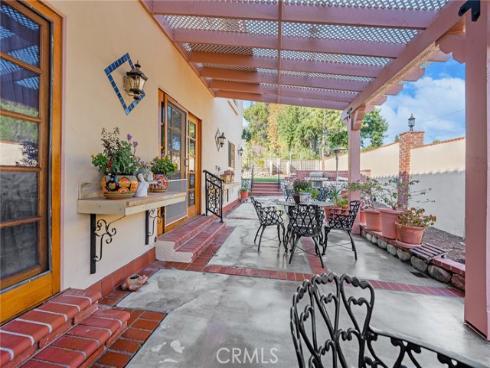 2240 Foothill Boulevard, Santa Ana, CA