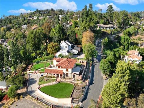2240 Foothill Boulevard, Santa Ana, CA