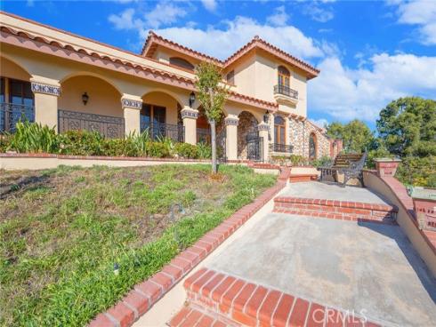 2240 Foothill Boulevard, Santa Ana, CA