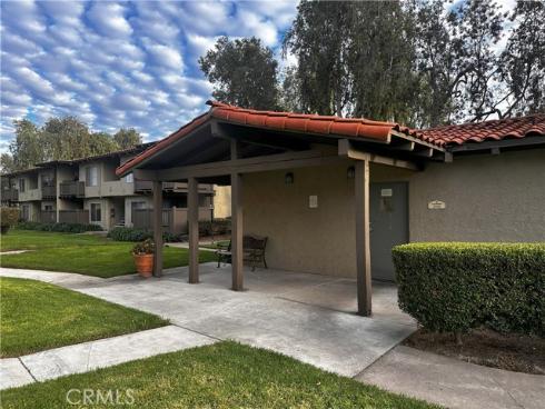 1345 Cabrillo Park J11 , Santa Ana, CA