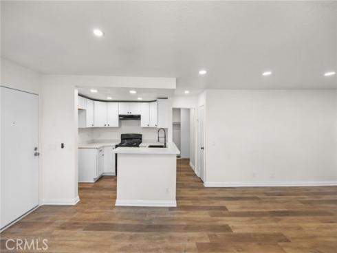 600 W 3rd B205 Street, Santa Ana, CA