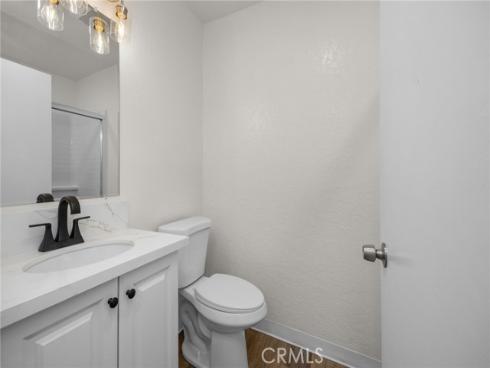 600 W 3rd B205 Street, Santa Ana, CA