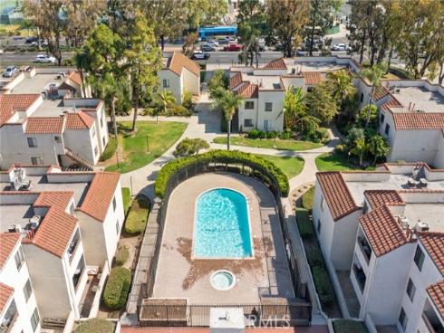 600 W 3rd B205 Street, Santa Ana, CA