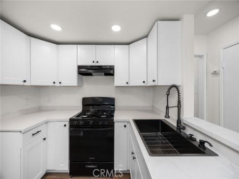 600 W 3rd B205 Street, Santa Ana, CA