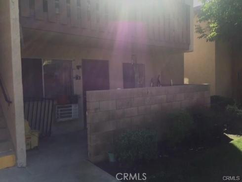 801 S Lyon H-3 Street, Santa Ana, CA