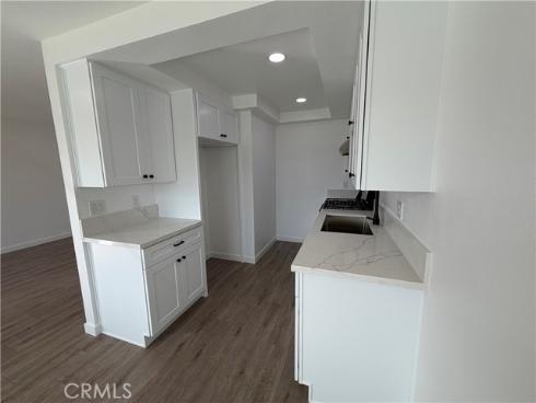 1400 W Warner 42 Avenue, Santa Ana, CA