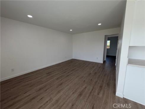 1400 W Warner 42 Avenue, Santa Ana, CA