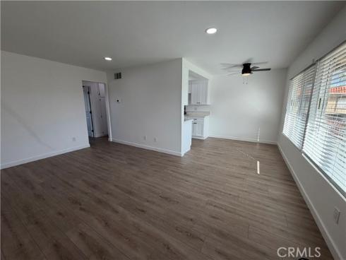 1400 W Warner 42 Avenue, Santa Ana, CA
