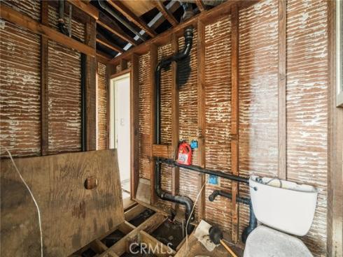 1822 W 4th , Santa Ana, CA