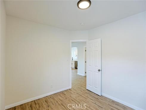 122 N Bewley Street, Santa Ana, CA