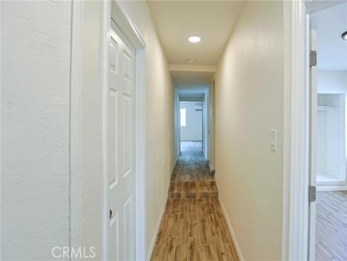 122 N Bewley Street, Santa Ana, CA