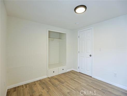 122 N Bewley Street, Santa Ana, CA