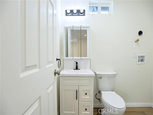 122 N Bewley Street, Santa Ana, CA