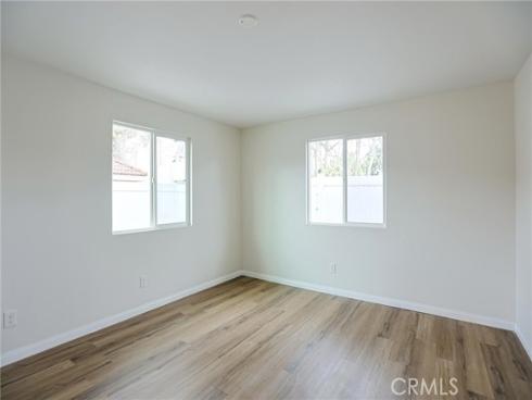122 N Bewley Street, Santa Ana, CA