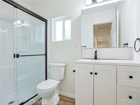 122 N Bewley Street, Santa Ana, CA