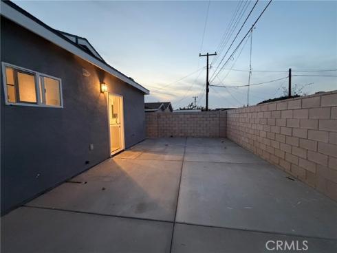 4721 W Oakfield  , Santa Ana, CA