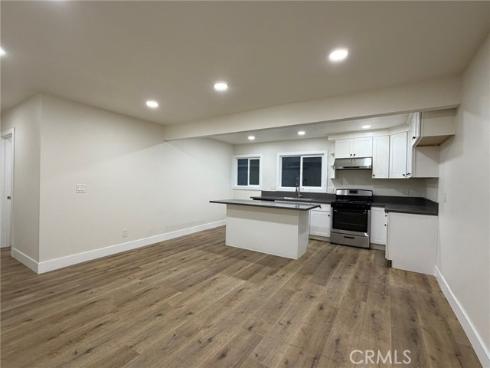 4721 W Oakfield  , Santa Ana, CA