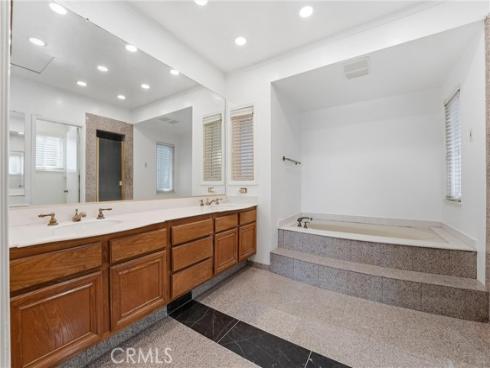 18831 Winnwood Lane, Santa Ana, CA