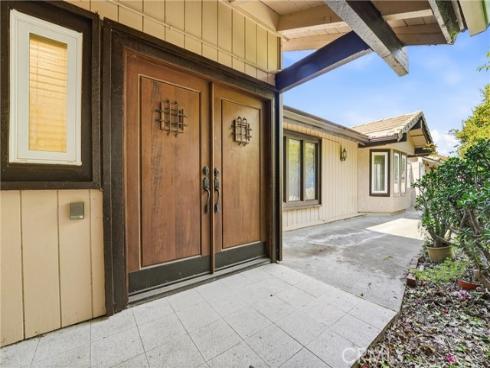 18831 Winnwood Lane, Santa Ana, CA