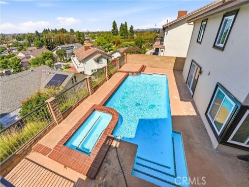 18831 Winnwood Lane, Santa Ana, CA