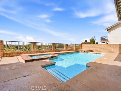 18831 Winnwood Lane, Santa Ana, CA