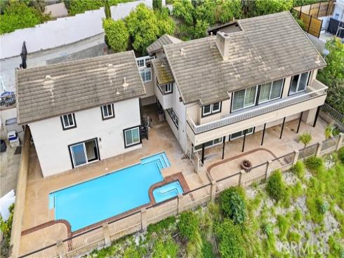 18831 Winnwood Lane, Santa Ana, CA