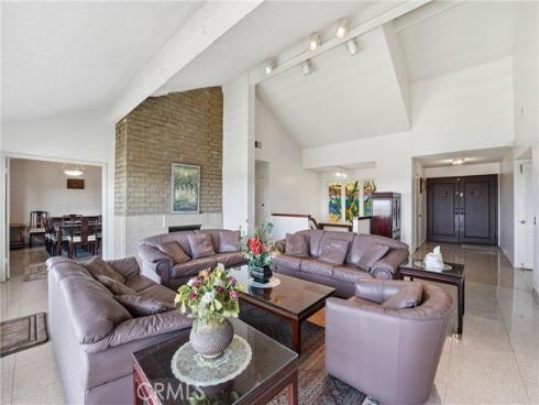 18831 Winnwood Lane, Santa Ana, CA