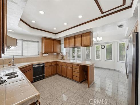 18831 Winnwood Lane, Santa Ana, CA