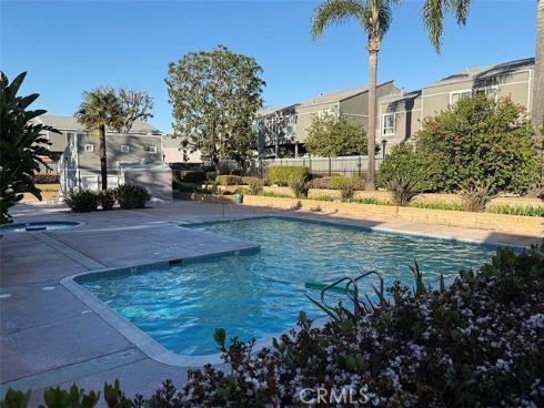 2720 W Segerstrom D , Santa Ana, CA